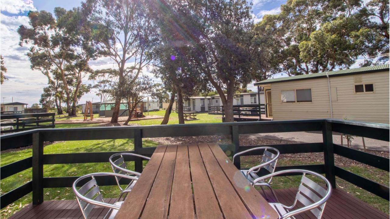 Отель Bellarine Bayside Портарлингтон Экстерьер фото